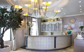 Hotel Daumesnil Vincennes 3*